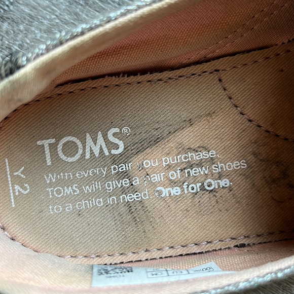 Toms Slip Ons - Picture 10 of 10